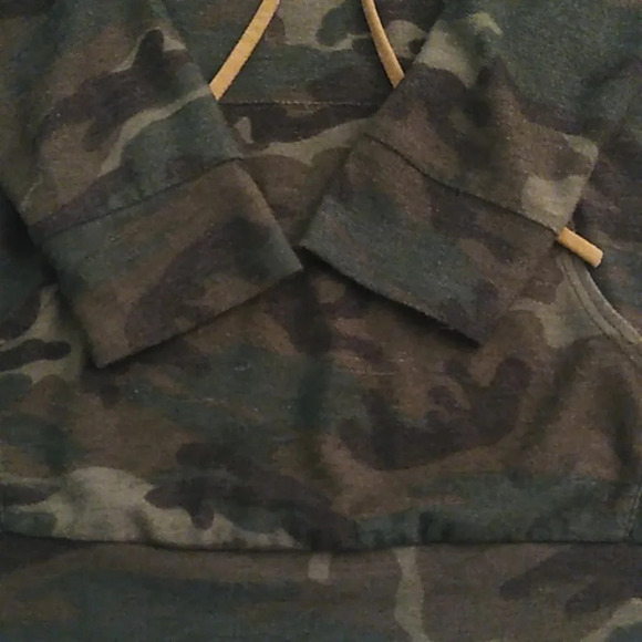 BOMBOM CAMO KANGAROO POCKET PULL OVER, LIGHTWEIGHT, TUNIC LENGTH, HOODIE - Picture 6 of 8